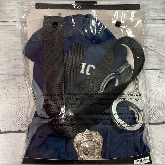 POLICE HALLOWEEN COSTUME - Picture 9 of 12